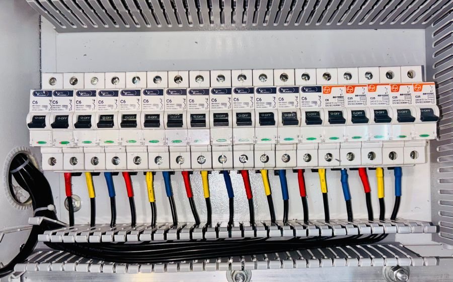 Electrical stores